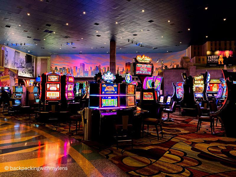 Slot Makinelerinde Algoritmalar: Kazanma Şansını Artırmak Mümkün Mü?